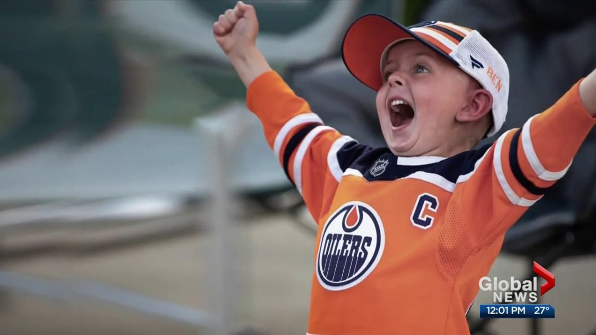 Click to play video: 'Edmontonians say goodbye to young Oilers fan Ben Stelter'