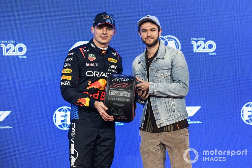 Max Verstappen, Red Bull Racing, receives his Pirelli Pole Position Award from DJ Zedd