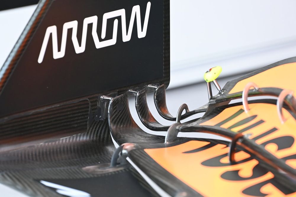 McLaren MCL38 front wing detail